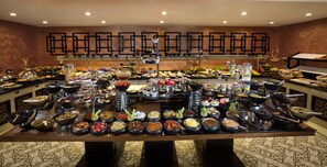Dagelijks ontbijtbuffet (EUR 18 per persoon)