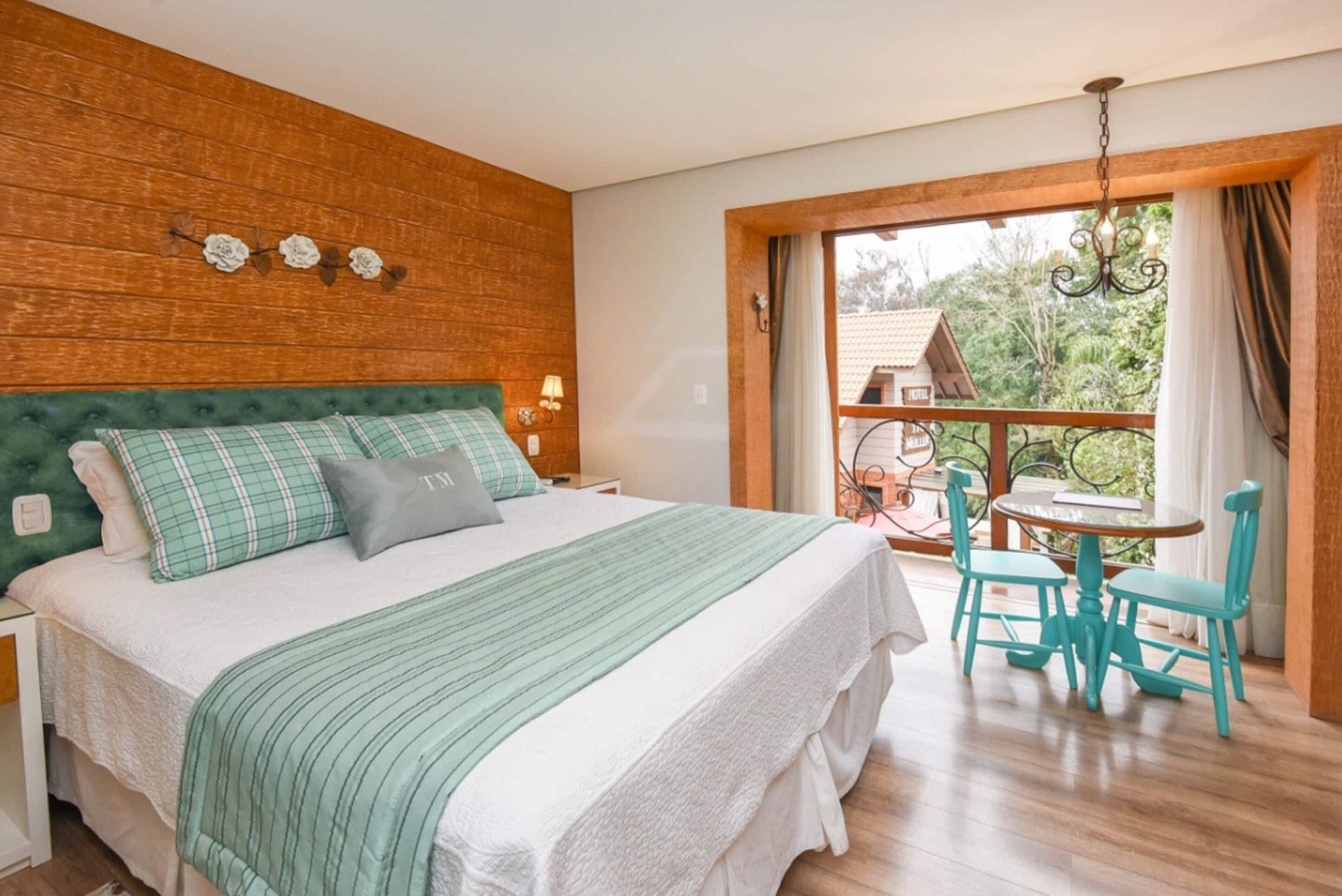 Caja de seguridad en la habitación y cortinas blackout 