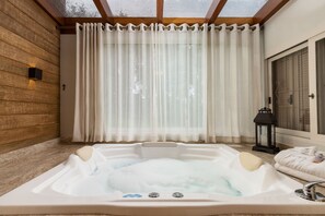 Chalet rustique Prestige | Vue de la chambre