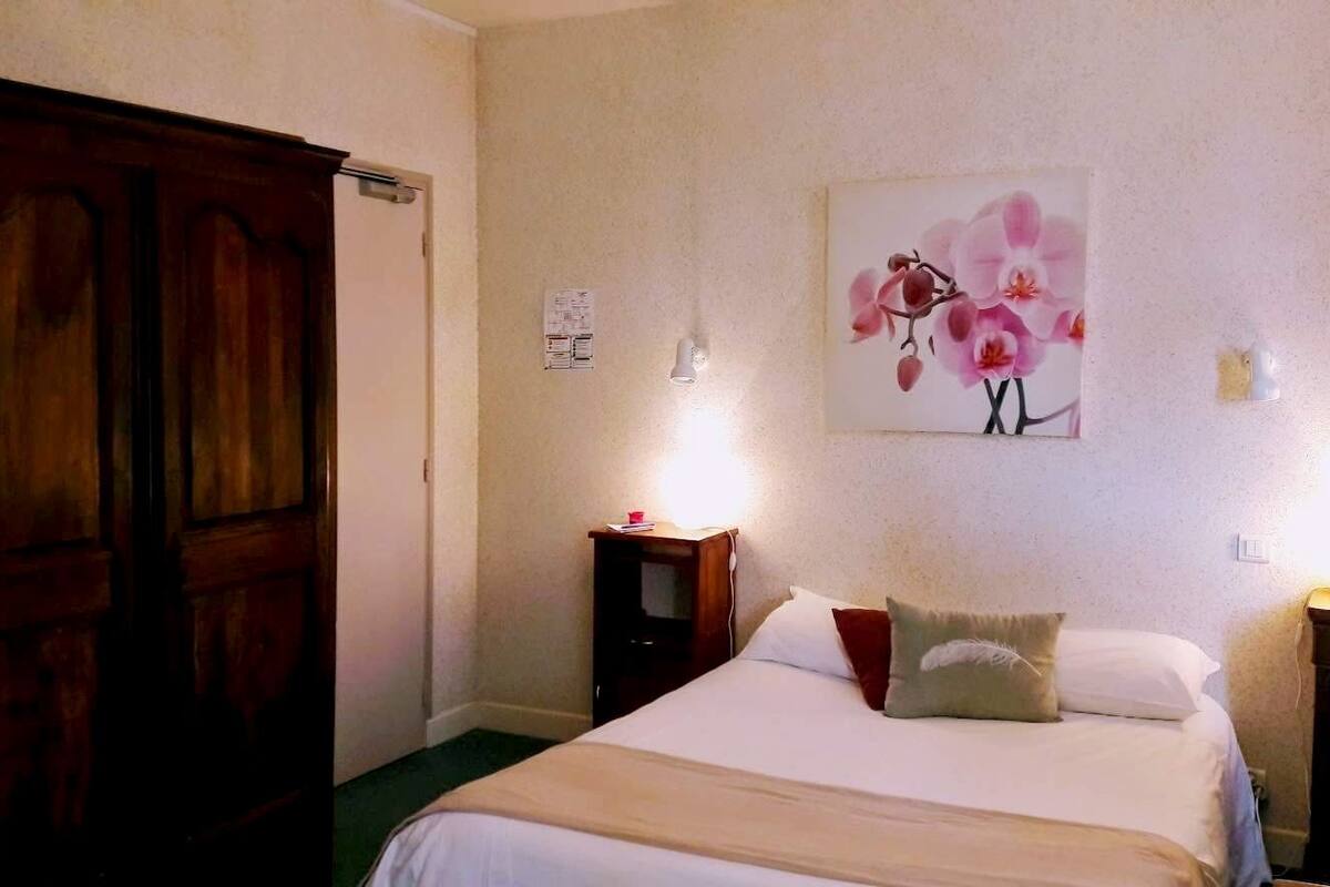 standard single room | desk, soundproofing, free wifi