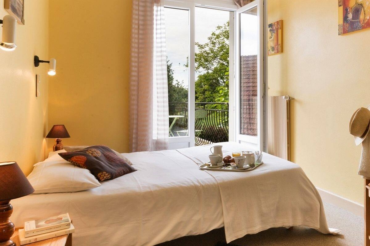 standard single room | desk, soundproofing, free wifi