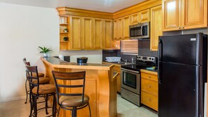 Dúplex Deluxe, 2 habitaciones | Cocina privada