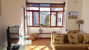 Appartamento Standard, 2 camere da letto | Soggiorno | TV
