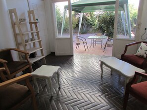 Lobby sitting area - Casa Provence (Santiago)