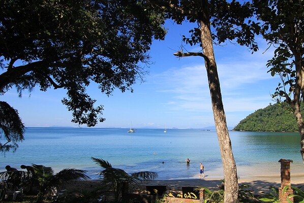 View from property - Chomjan Beach Resort (Ranong)