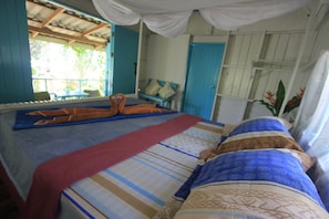 Chomjan Garden | In-room safe, desk, blackout drapes, soundproofing - Chomjan Beach Resort (Ranong)