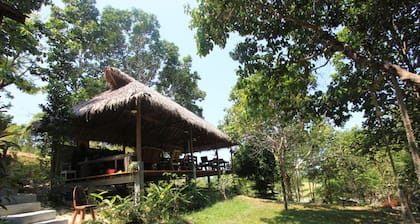 Chomjan Beach Resort