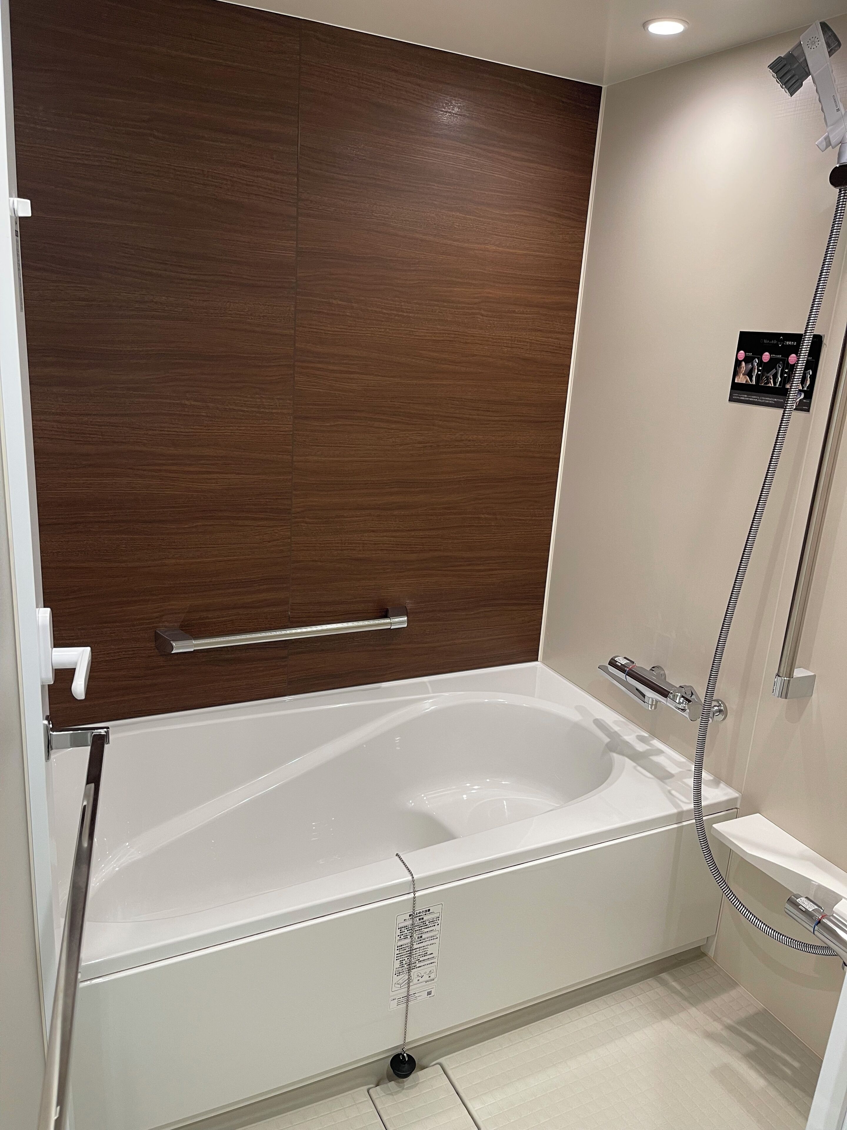 1 bedroom, in-room safe, individually decorated, individually furnished