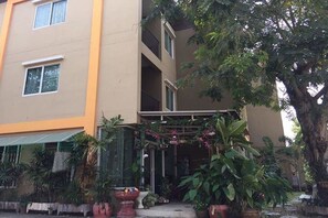 Ngoại thất