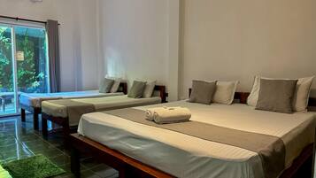 Literie de qualité supérieure, bureau, chambres insonorisées