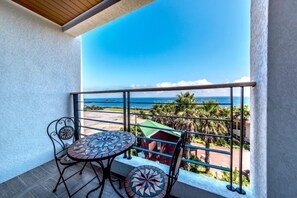 Balcony - Sea & Wave Pension (Seogwipo)