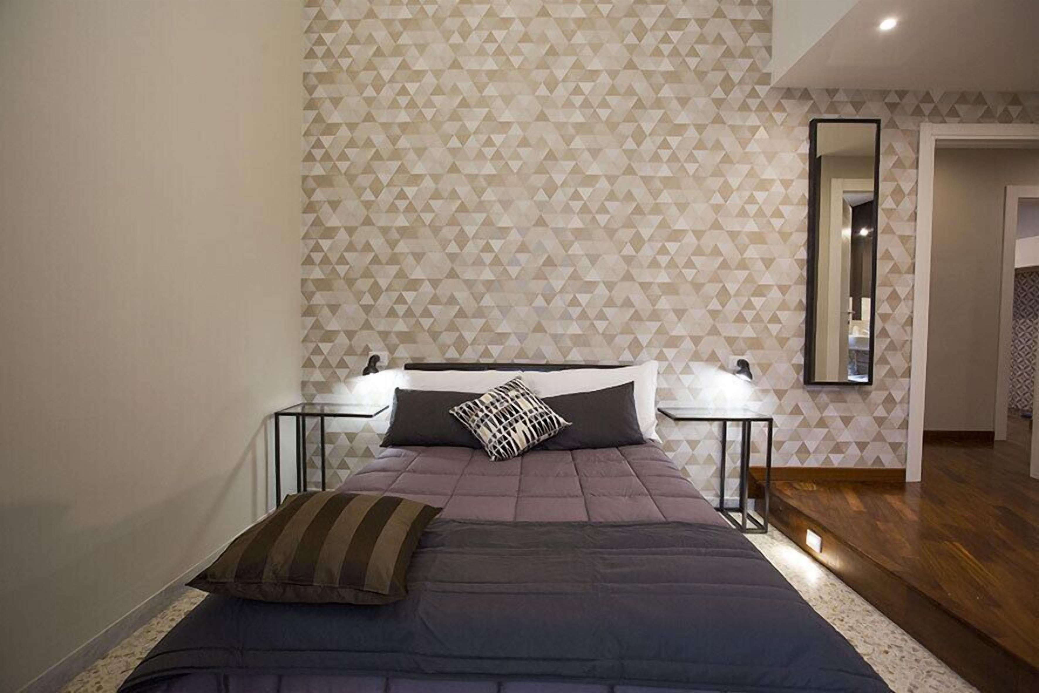 Small Double Room | Egyptian cotton sheets, premium bedding, down comforters, minibar