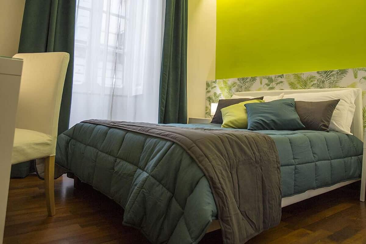 City tweepersoonskamer (Small) | Lakens van Egyptisch katoen, luxe beddengoed, donzen dekbedden