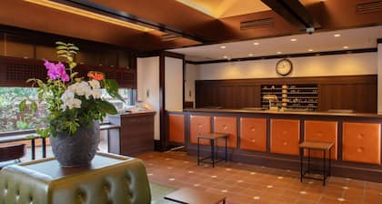 Shin Iizuka Station Hotel