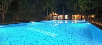 Jungle Safari Resort