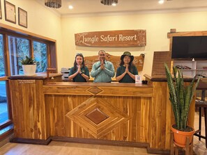 Reception - Jungle Safari Resort (Sauraha)