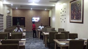 Breakfast area - Alpina Lodge (Abuja)