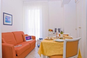 Zimmersafe, Schreibtisch, kostenloses WLAN