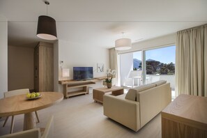 TV - Delta Resort Apartments (Ascona)