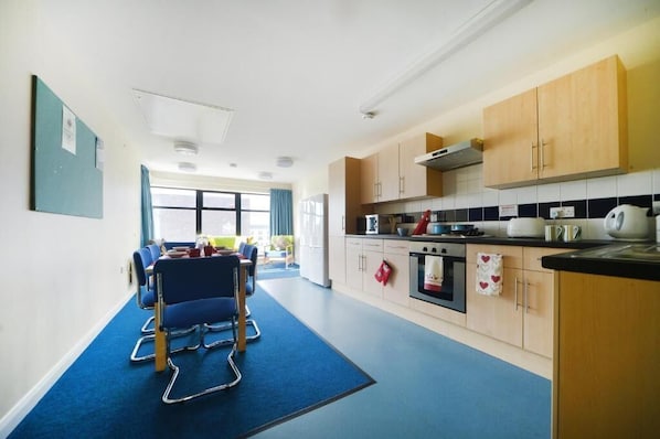 Five-Bedroom Apartment | Living area