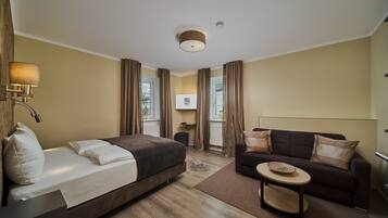 Căn hộ, 4 phòng ngủ (3 bathrooms, final cleaning fee + 95€) | 1 phòng ngủ, bộ đồ giường cao cấp, két bảo mật tại phòng