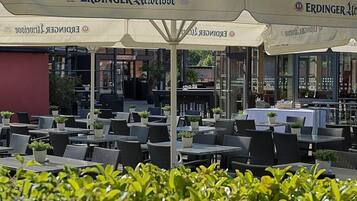 Lokale und internationale Küche