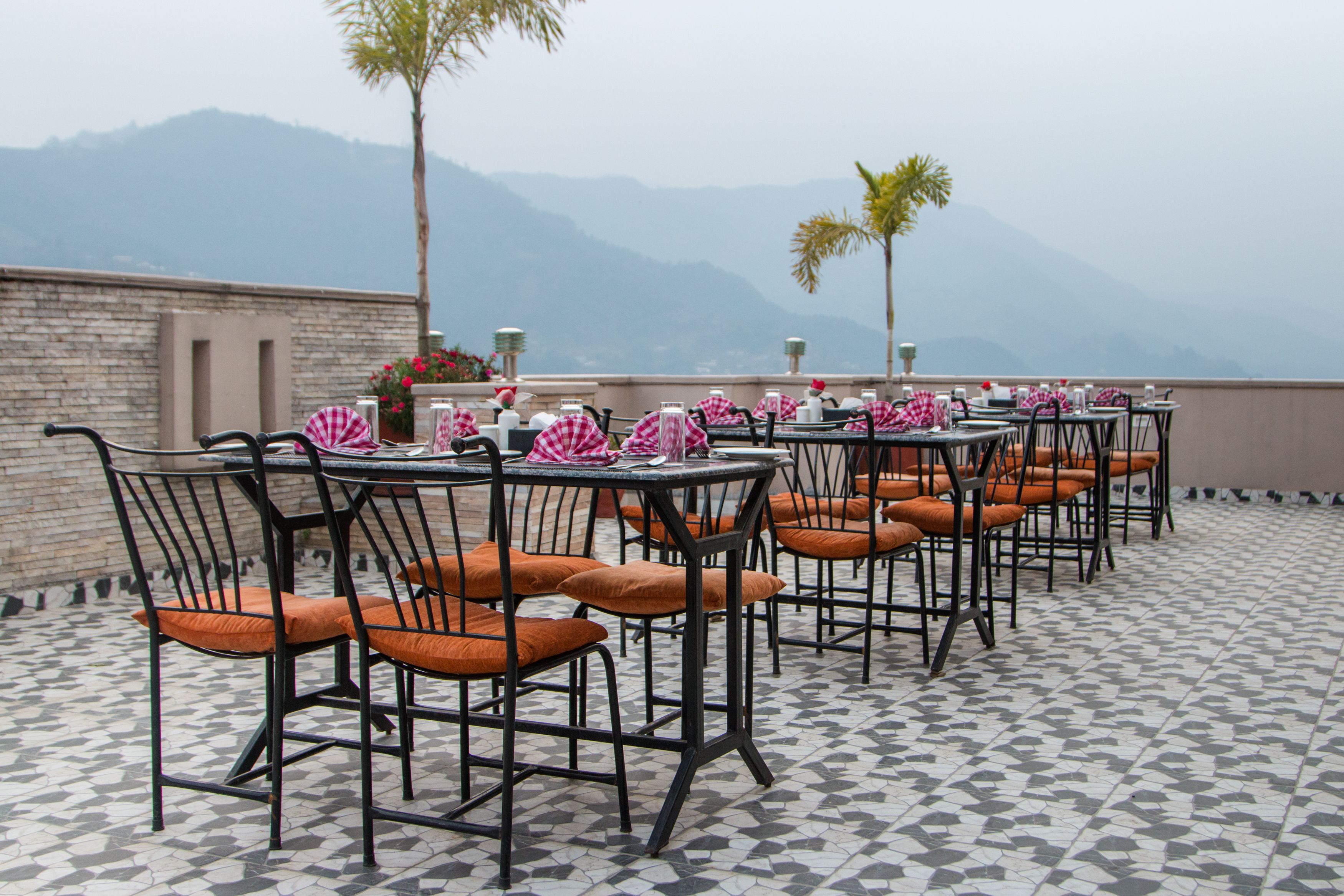 Free daily local cuisine breakfast