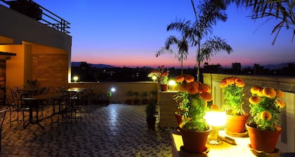 Hotel Queens Park