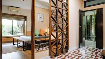 Premium Villa, Air conditioning, Garden View | 1 bedroom, premium bedding, minibar, in-room safe