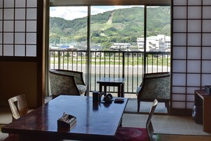Habitación tradicional (Japanese Style for 4-5) | Ropa de cama