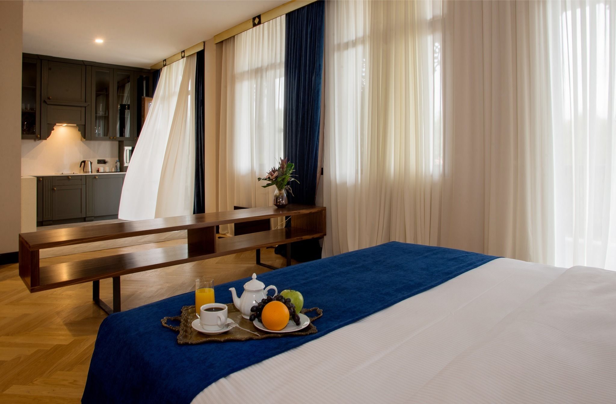 museum suite | minibar, in-room safe, desk, soundproofing