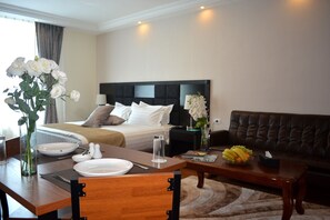 สตูดิโอ, เตียงคิงไซส์ 1 เตียง | ตู้นิรภัยในห้องพัก, ห้องเก็บเสียง, เตารีด/โต๊ะรีดผ้า, Wi-Fi ฟรี