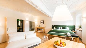 Royal Suite, Bathtub, Lake View | 1 bedroom, in-room safe, soundproofing, iron/ironing board