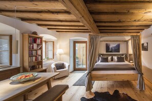 Suite Deluxe, cheminée, vue lac