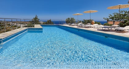 Keramos Villa and Apartments