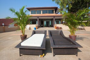 Property grounds - Sea Breeze Guest House (Cha-am)