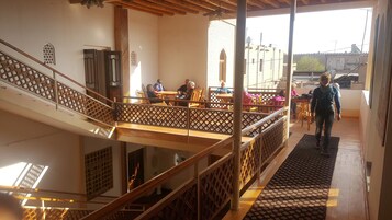 包含每日欧式早餐