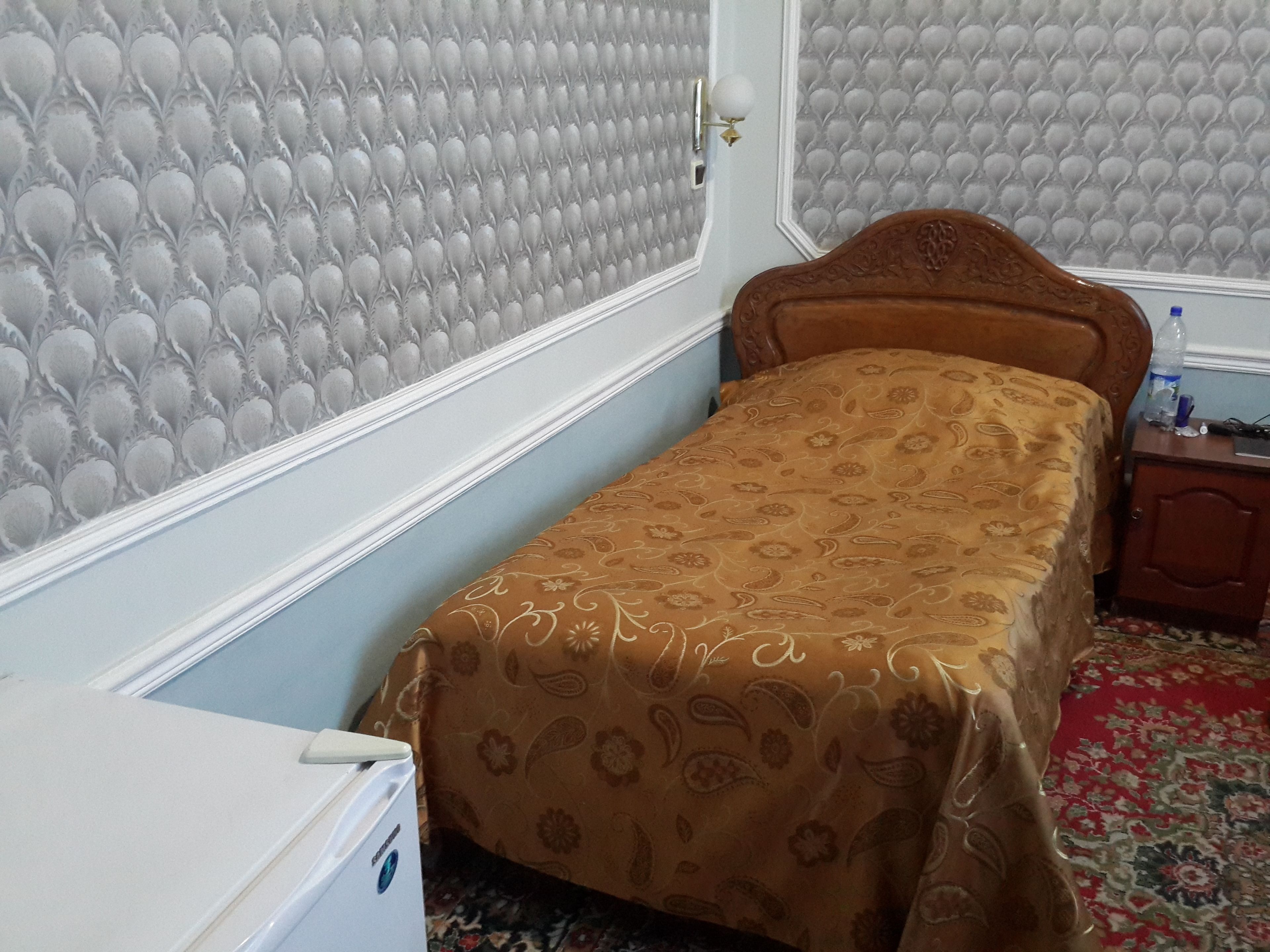 deluxe single room | minibar, in-room safe, desk, soundproofing