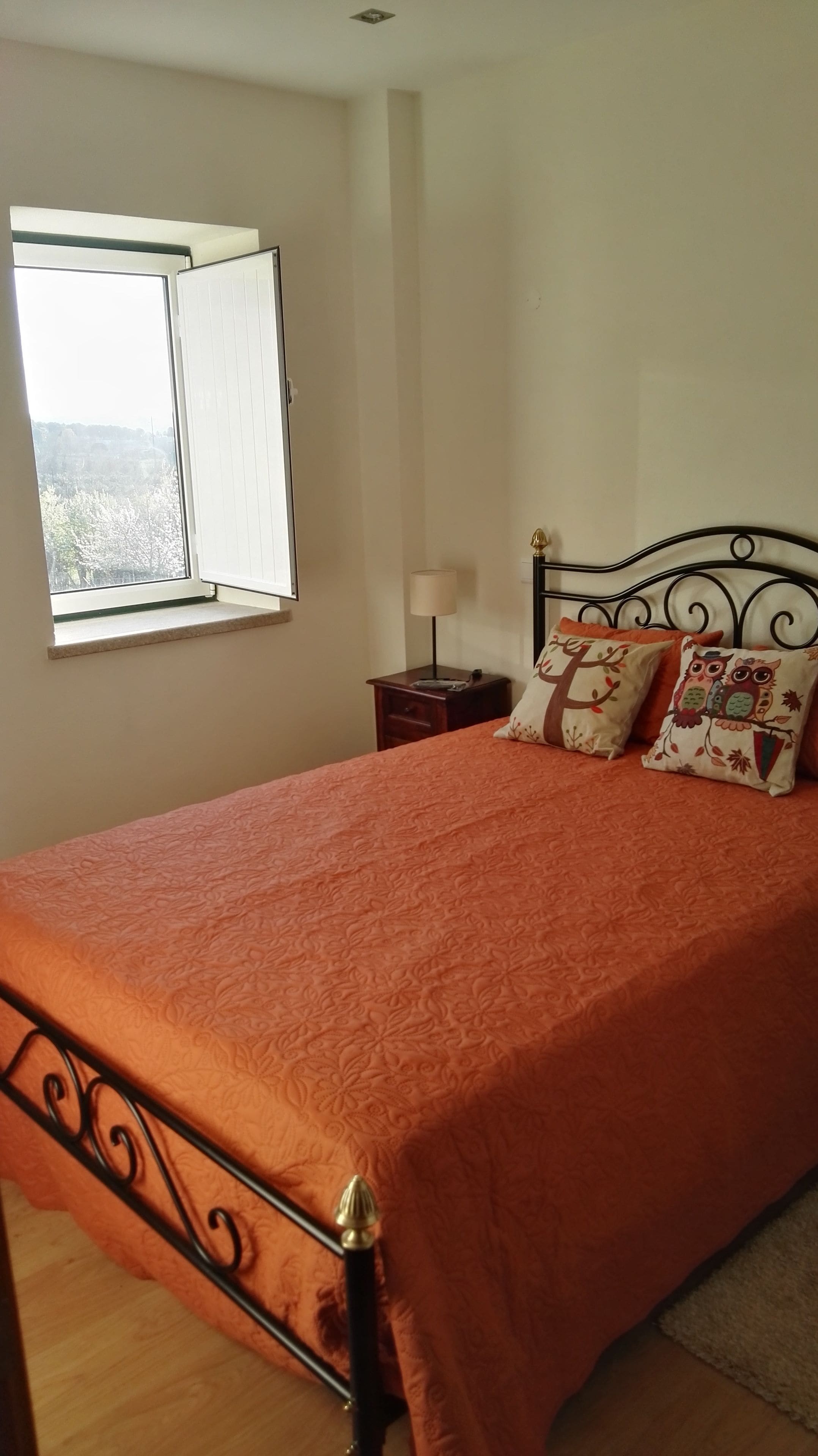 Soundproofing, free WiFi, bed sheets, wheelchair access