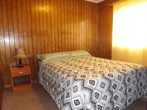 Standard Cabin, 2 Bedrooms, Private Bathroom, Courtyard View | 2 bedrooms, individually furnished, blackout drapes, free WiFi