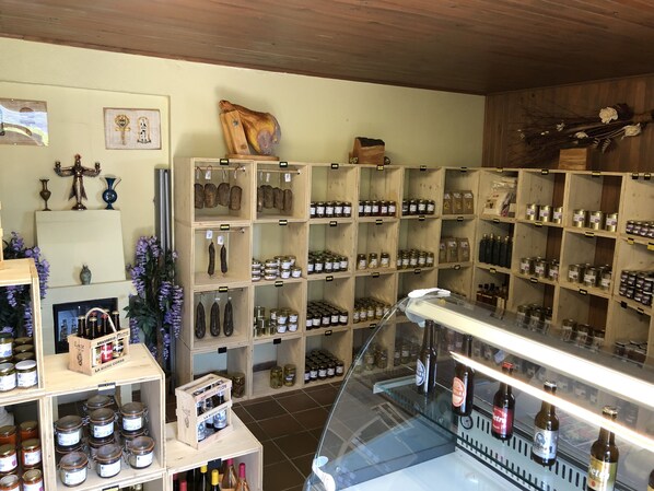 Gift shop - Acropole Asco (Asco)