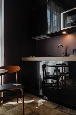 Studio | Hypo-allergenic bedding, in-room safe, iron/ironing board, free WiFi - De Jonker Urban Studio's & Suites (Amsterdam)