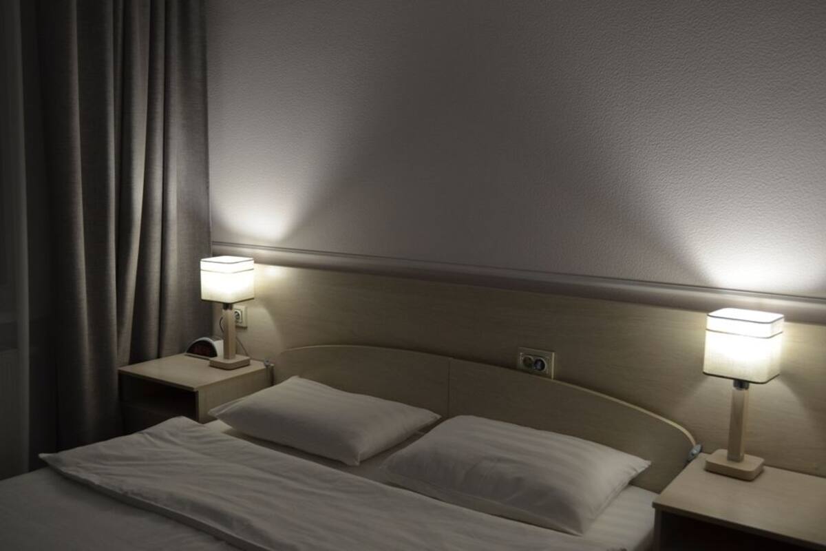 Suite Junior | Minibar, una cassaforte in camera, una scrivania, ferro/asse da stiro