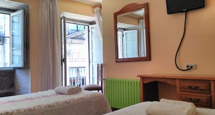 Hostal Pico Sacro I