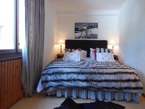 Apartment, 4 Bedrooms, Balcony (3 Bathrooms) | 4 bedrooms, free cribs/infant beds, free WiFi - Luxurious Flat on the Wispile (Saanen)