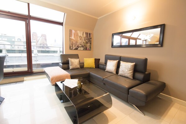 Desk, iron/ironing board, free WiFi - Lucky Apartments - Old Town (Wroclaw)