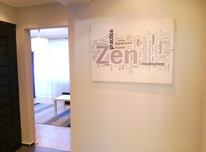 Apartamento econômico, 1 cama de casal e sofá-cama (Kotlarska 5 Street no 6) | Escrivaninha, ferros/tábuas de passar roupa, Wi-Fi de cortesia