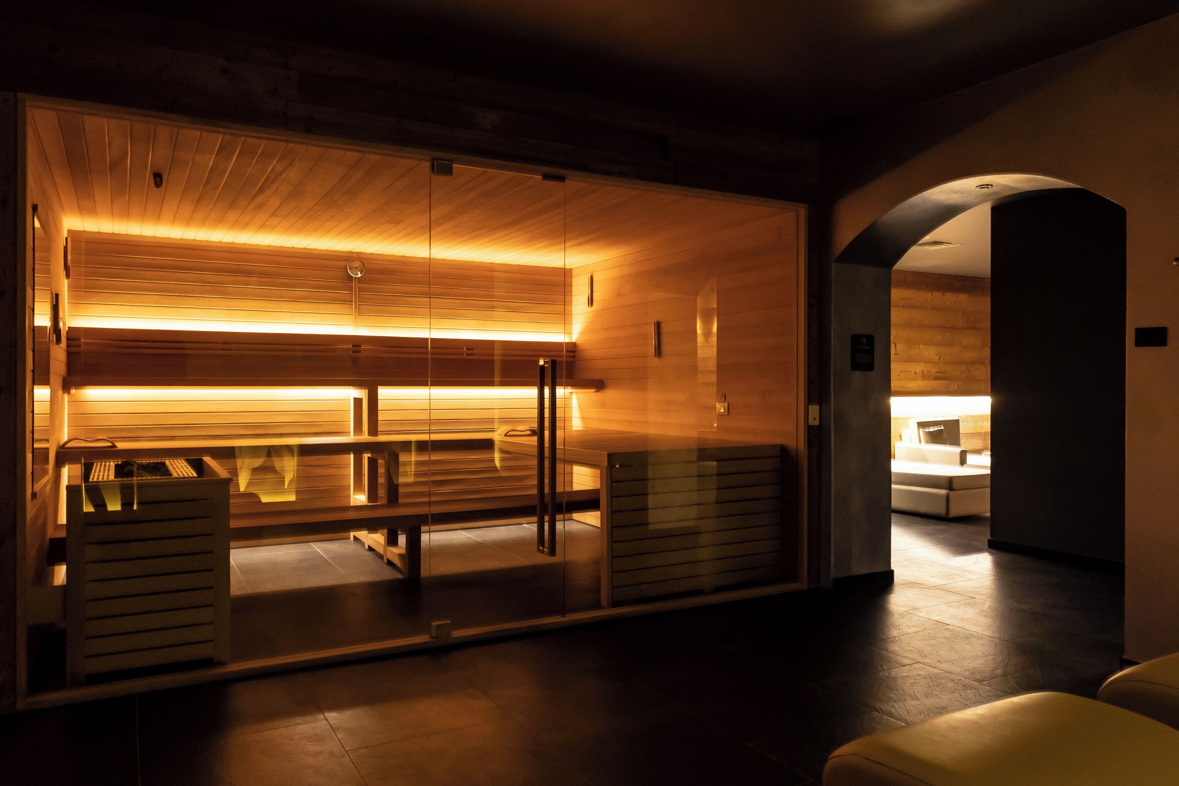 sauna, hot tub, steam room, body treatments, facials, massages