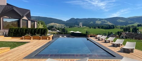 Indoor pool, outdoor pool