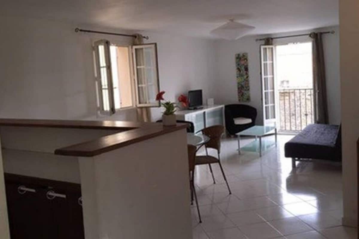 Family Apartment, City View